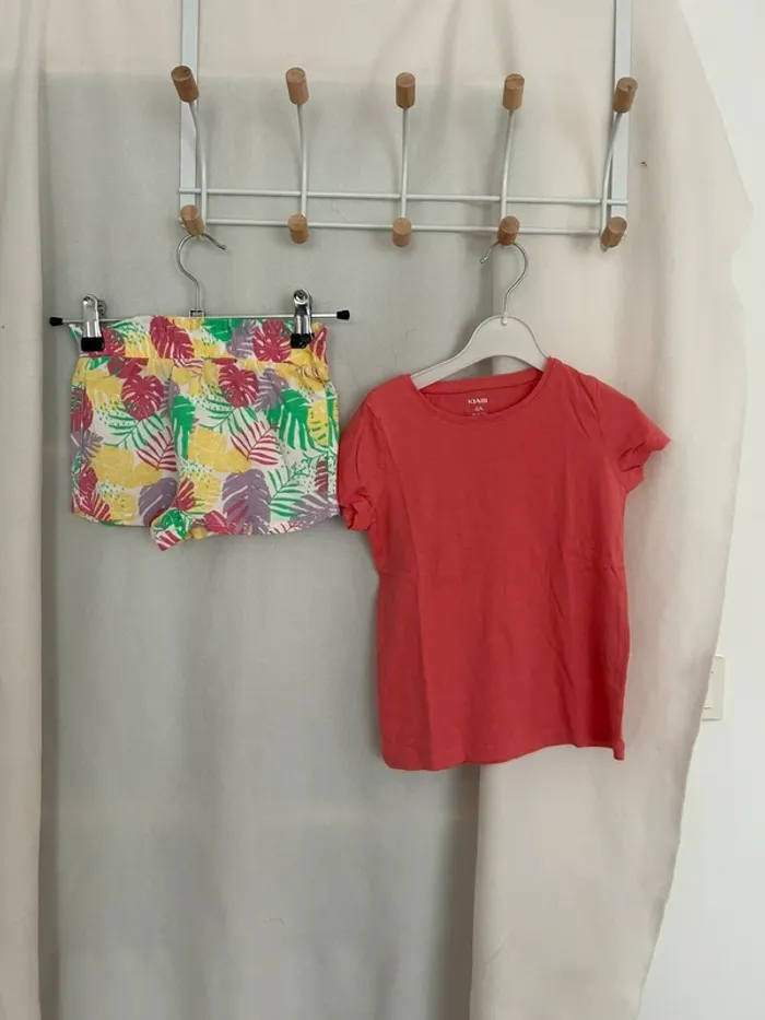 Ensemble short et t shirt