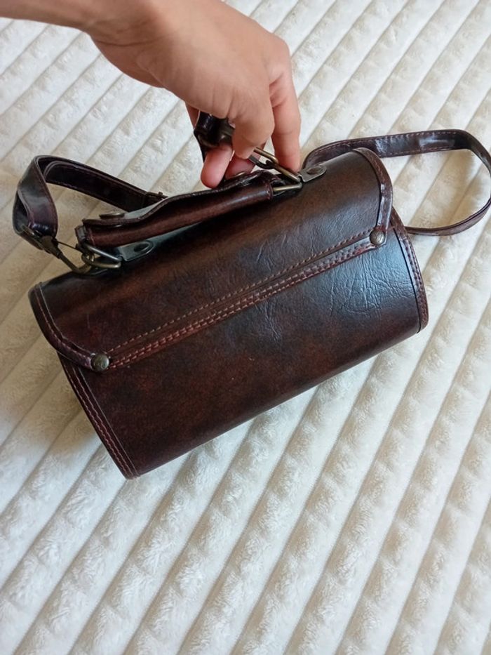 Jolie sac bandoulière Vintage en cuir 👜🍂 - photo numéro 11
