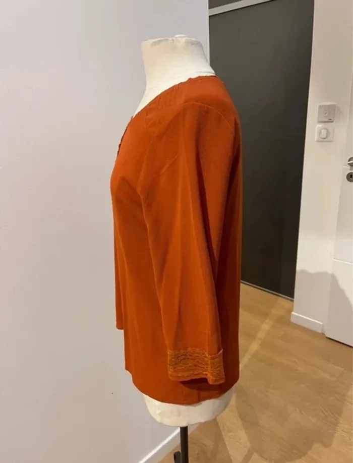 Superbe Blouse avec dentelle Akoz 🌸 M 38 - photo numéro 4