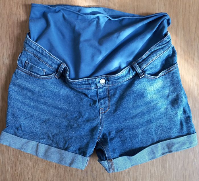Short de grossesse - photo numéro 4
