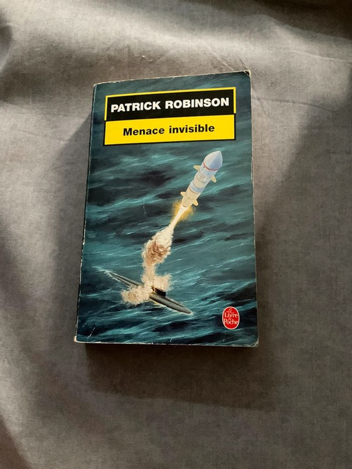 #menace invisible Patrick Robinson ) - photo numéro 2