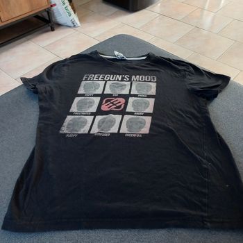 Tee shirt freegun