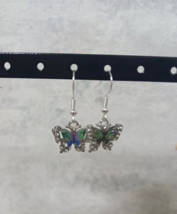 Boucle d'oreille papillon