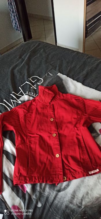 Gilet veste rouge t. 40
