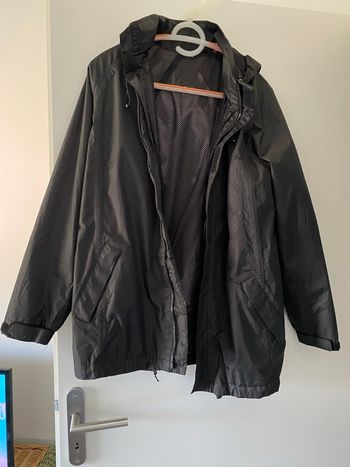 Coupe vent/impermeable