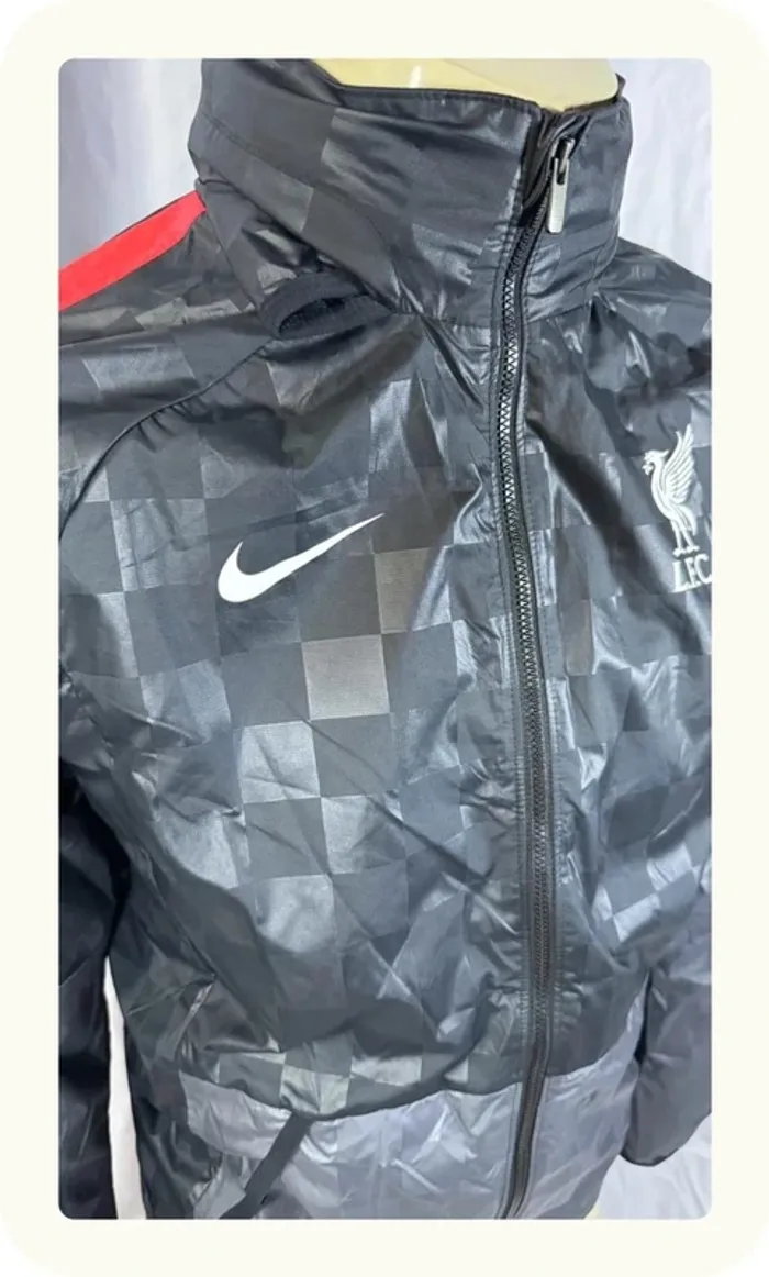Veste coupe vent sport football homme Nike Liverpool Taille S - photo numéro 3
