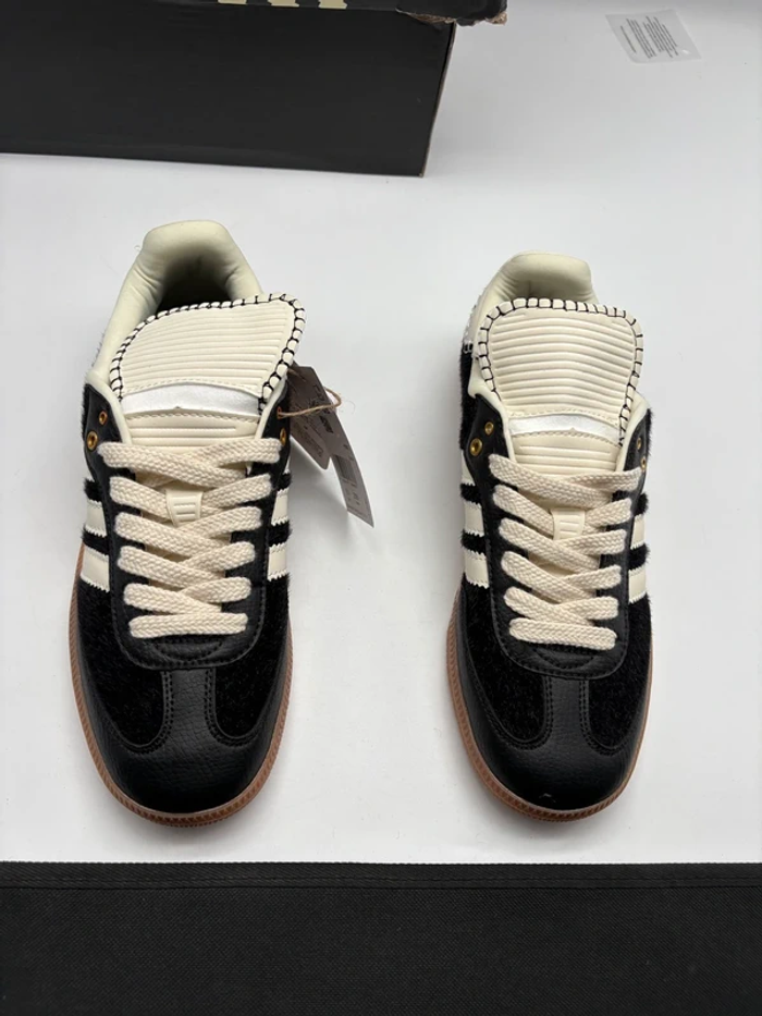 Baskets Adidas - photo numéro 4