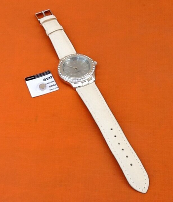 Montre Femme (Quartz)  Cadran rond avec strass