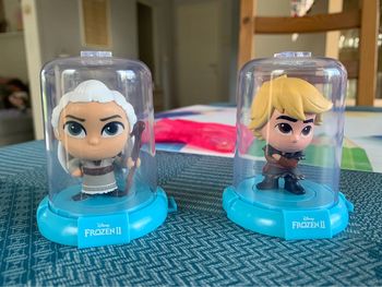 Figurines disney reine des neiges 2