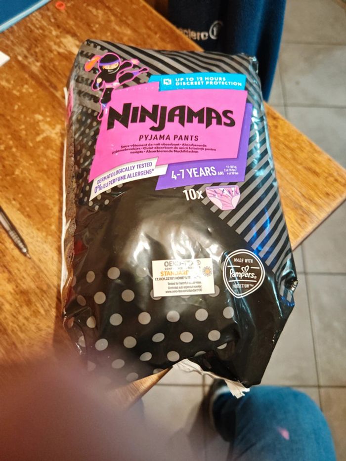 Paquet neuf Ninjamas 4-7 ans