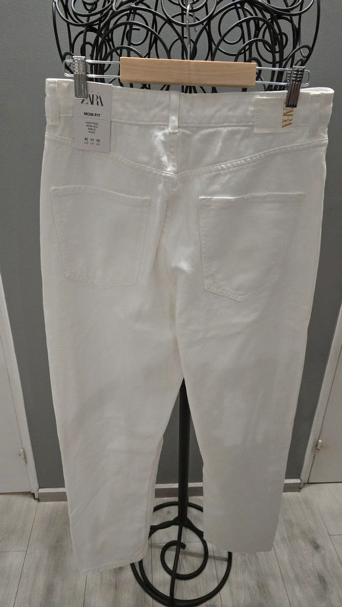 Jeans Zara troué mom fit - photo numéro 7