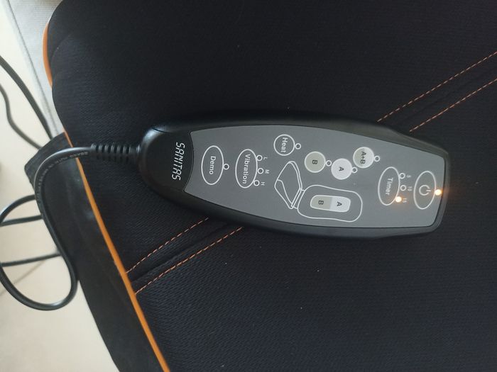Fauteuil de massage shiatsu électrique avec chaleur apaisante - photo numéro 6