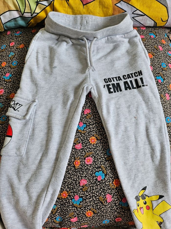 Pantalon pokemon