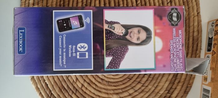 Lexibook microphone sans fil avec enceinte et lumières - photo numéro 4