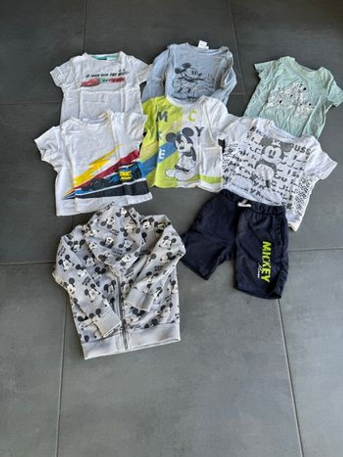 Lots de vêtements 3 ans Mickey