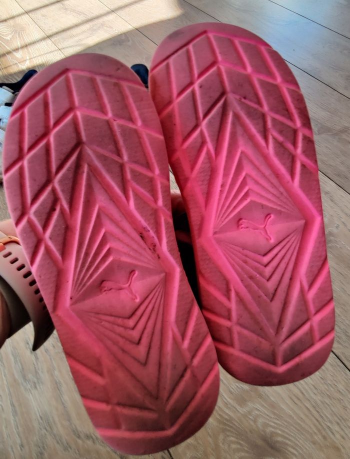 Lot chaussures taille 30/31 - photo numéro 2