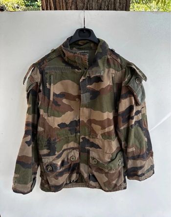 Veste militaire