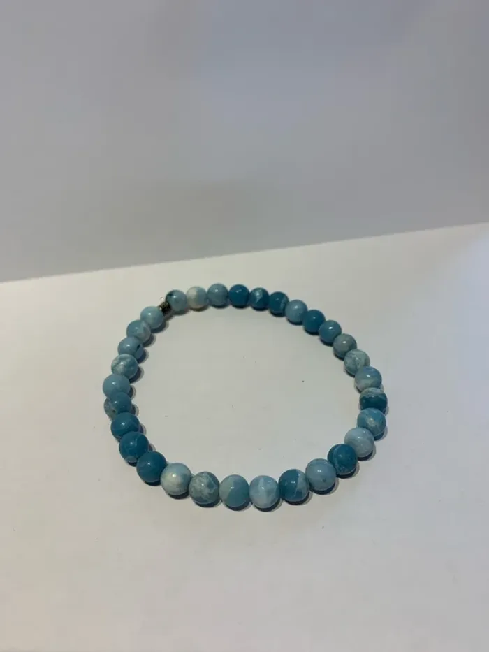bracelet en pierre larimar