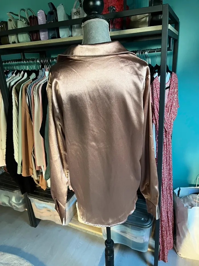 Chemise en satin - photo numéro 2