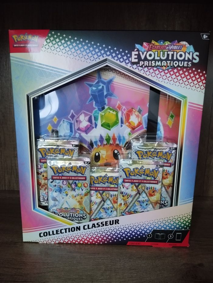Pokémon collection classeur évolutions prismatiques