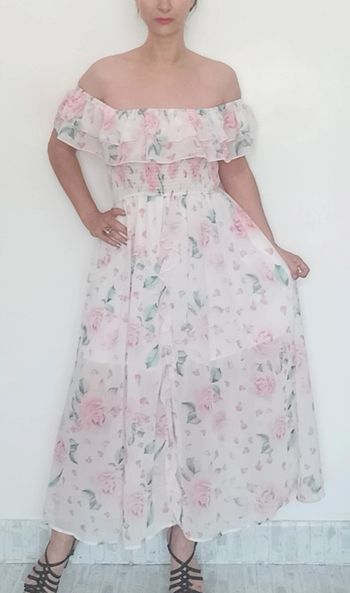 Robe longue épaules nues volantée vaporeuse TU