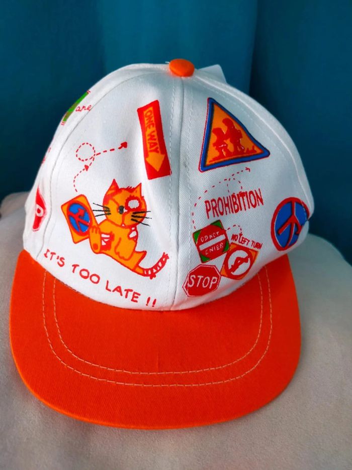 Casquette enfant blanche et orange – Motifs chats & panneaux - photo numéro 5