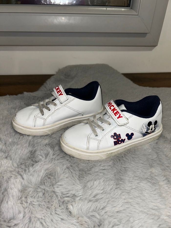 Basket Mickey blanche - Taille 28 - photo numéro 2