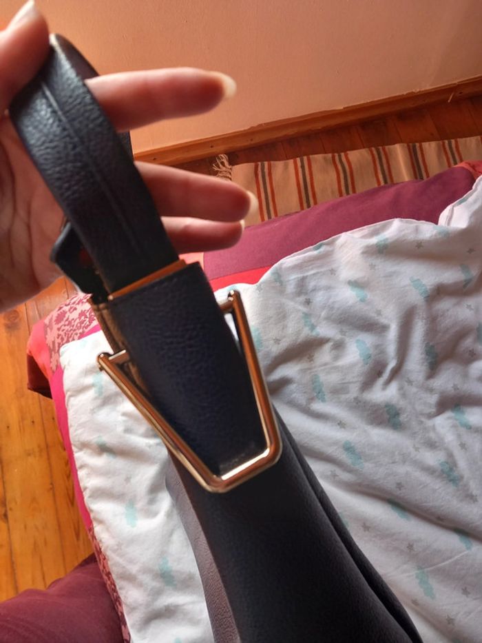 Sac main Tommy Hilfiger cuire bleu marine - photo numéro 4