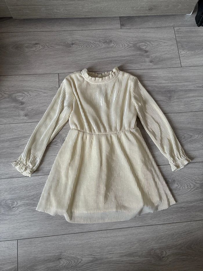 Robe doré