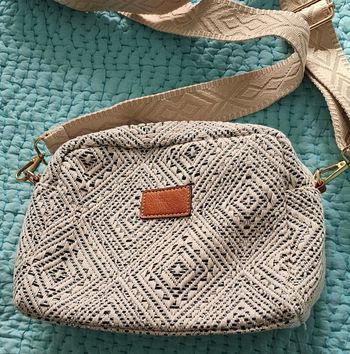 Pochette bandouliere