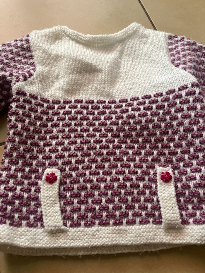 Pull fait mains - photo numéro 2