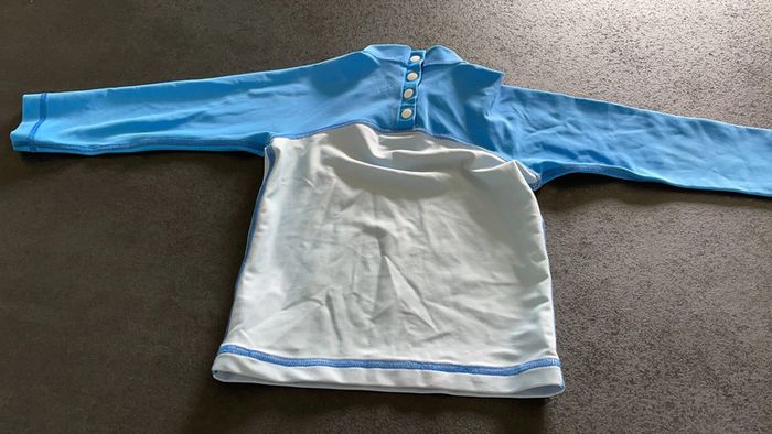 Haut de piscine garçon - photo numéro 3