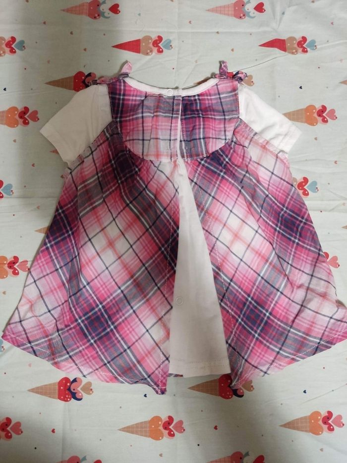 Robe 6  mois - photo numéro 2