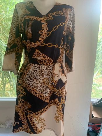 Robe droite à motif fluide manches 3/4 taille 38
