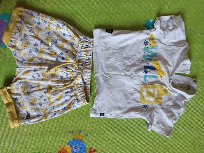 Ensemble tee shirt short