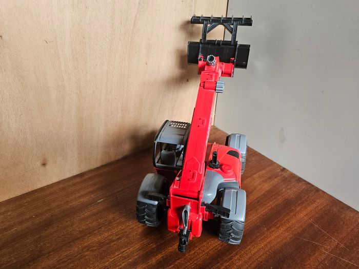 Télescopique Manitou MLT 633 Bruder - photo numéro 4