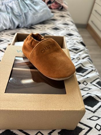 Chaussure neuve taille 6 mois 