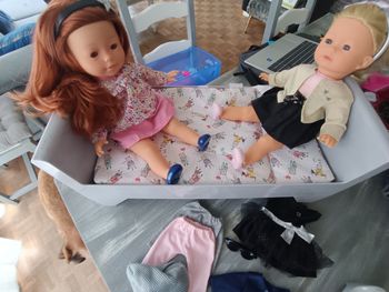 Lot corolle 2 poupées et vetements