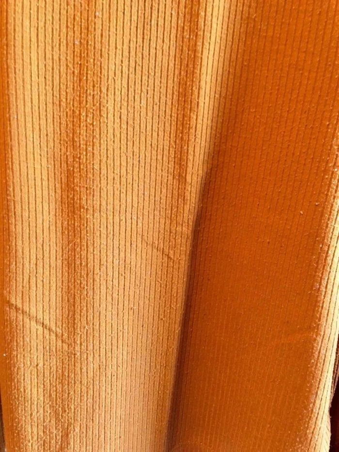 T shirt Primark moutarde taille XS en tbe à 2 euros - photo numéro 2