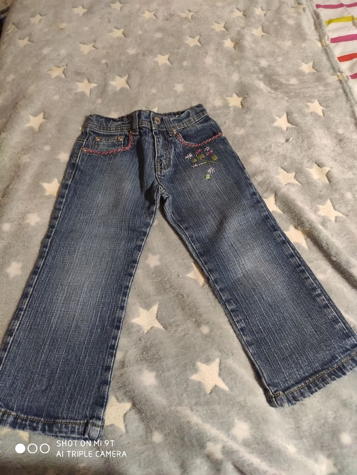Lot de 2 jeans et 2 jupes culottes fille taille 3 ans - photo numéro 3