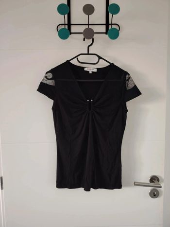 Haut noire manche courte taille s