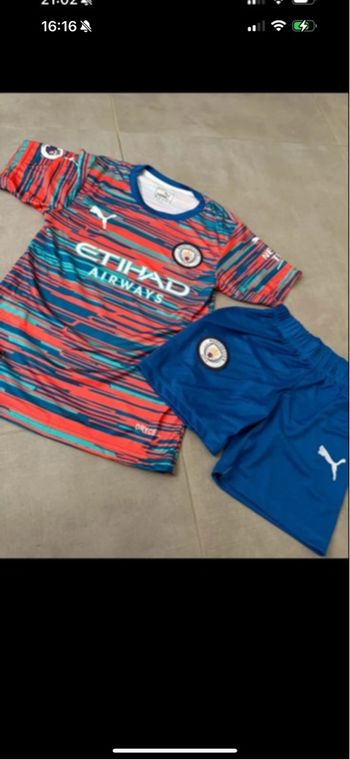 Maillot de foot taille 128