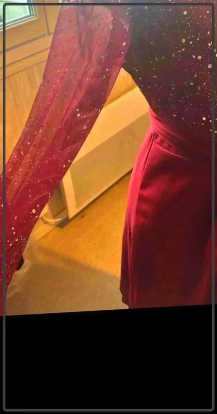Magnifique robe  manches transparente  taille  46(1xl) - photo numéro 4