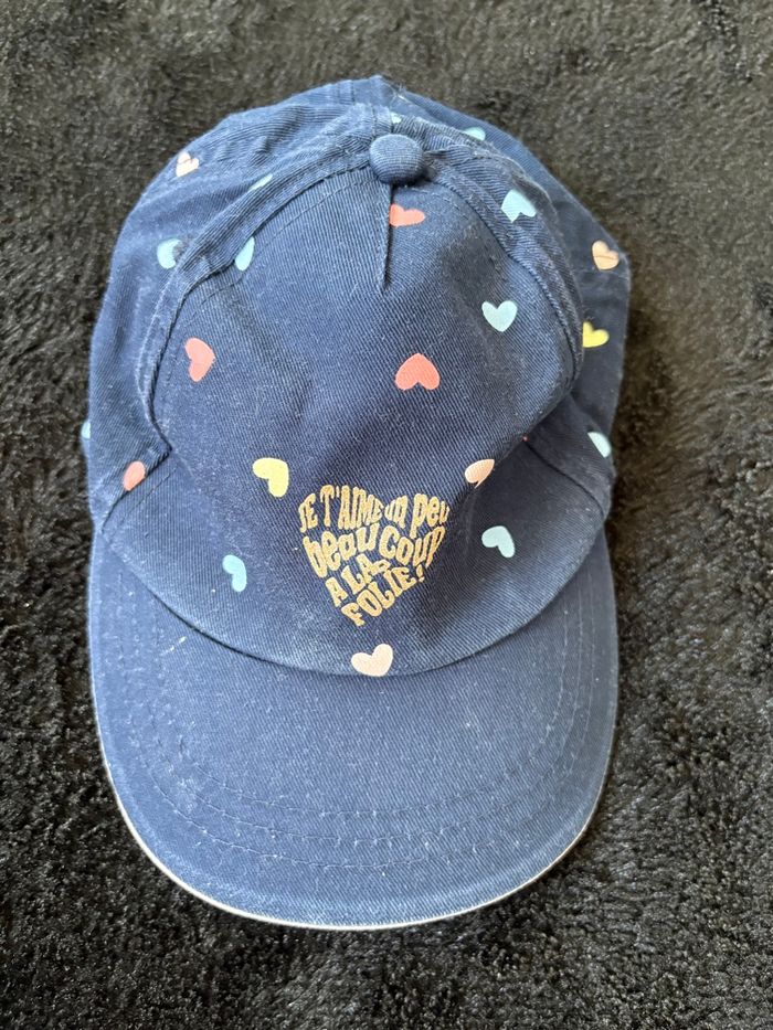Casquette - photo numéro 1
