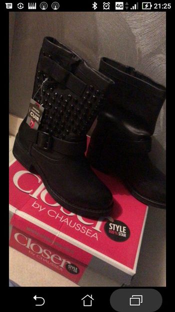 Bottines noir cloutees neuves