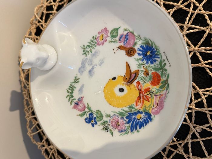 Ancienne assiette chauffante pour bébé en porcelaine de Limoges Signé G.L - photo numéro 2