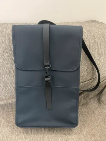 Sac à dos RAINS Backpack – 17 L – comme neuf
