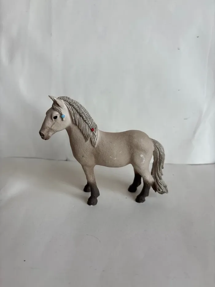 Jument islandaise Schleich