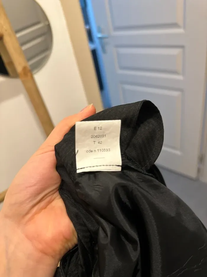 Pantalon costume noir rayé - photo numéro 7