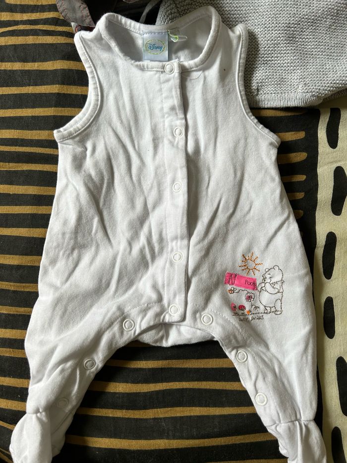 LOT VÊTEMENTS - 1 mois - photo numéro 3